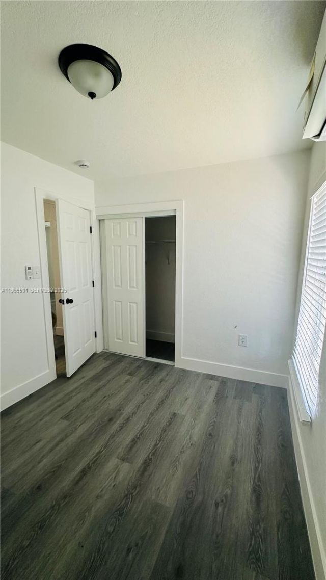 1100 NW 75th St, Miami, FL 33150 Photo