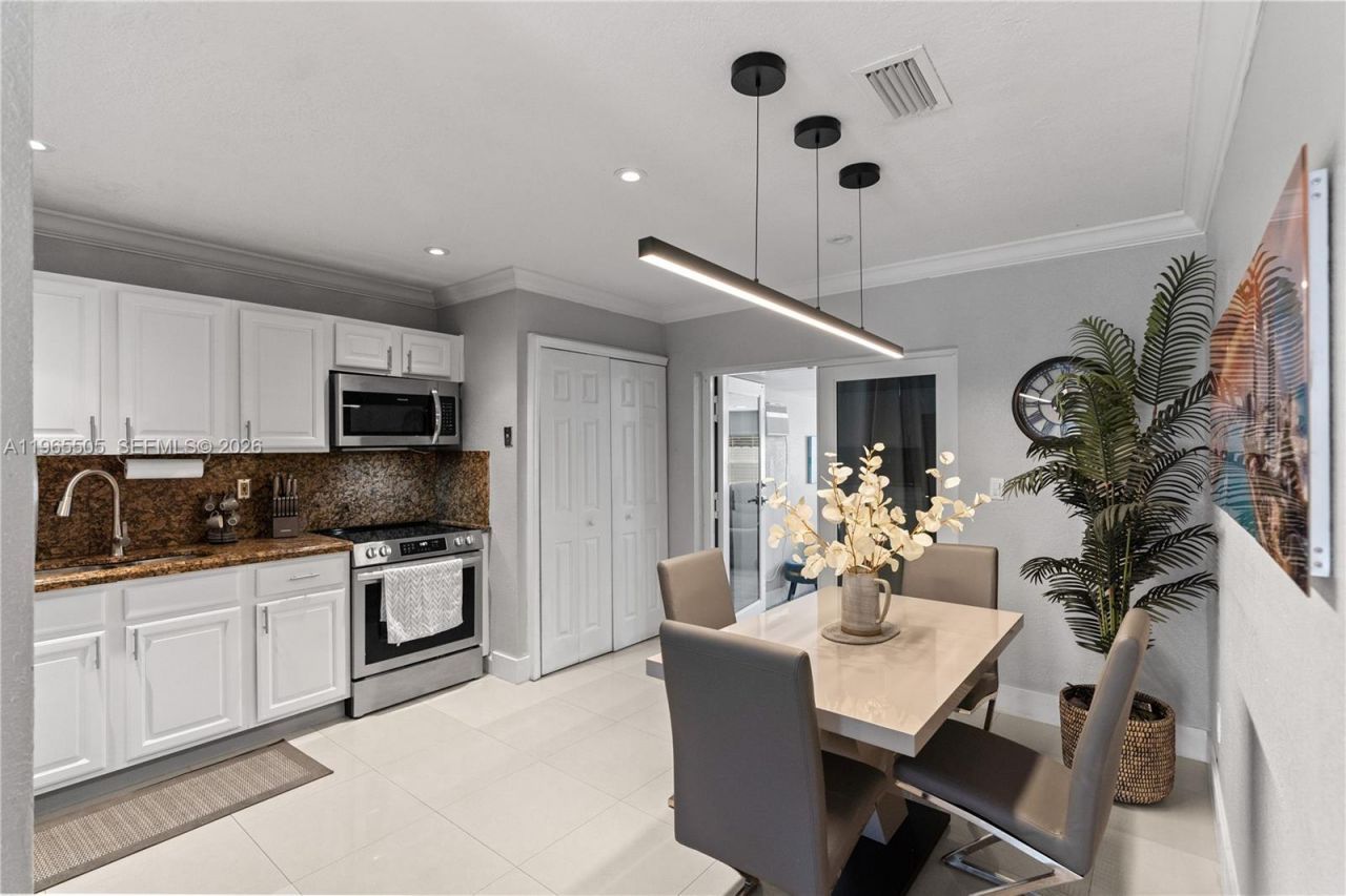 13006 SW 51st St, Miami, FL 33175 Photo