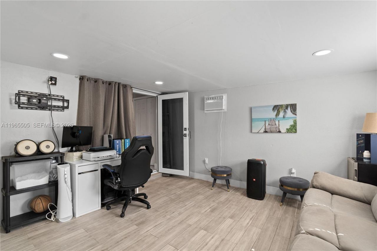 13006 SW 51st St, Miami, FL 33175 Photo