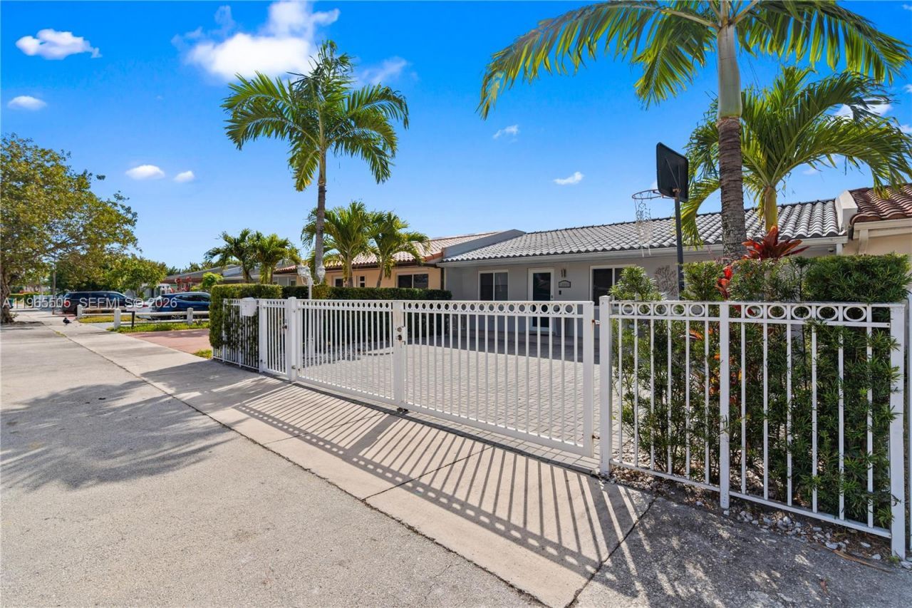 13006 SW 51st St, Miami, FL 33175 Photo