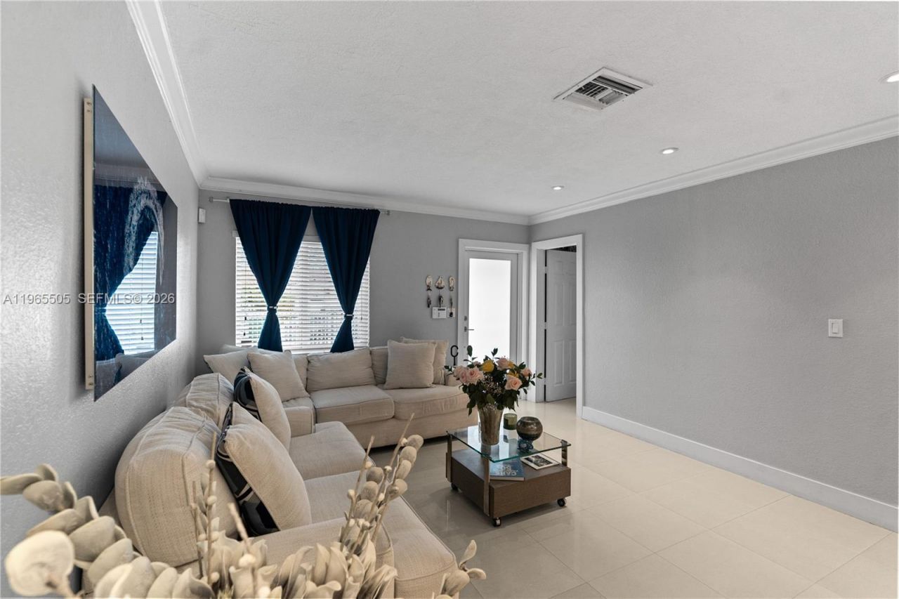 13006 SW 51st St, Miami, FL 33175 Photo