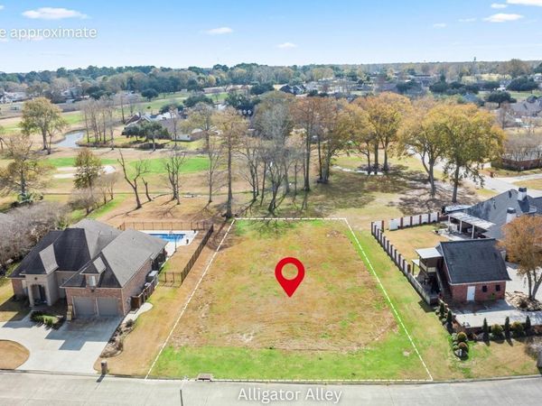 Tbd Alligator Alley , New Iberia, LA 70560