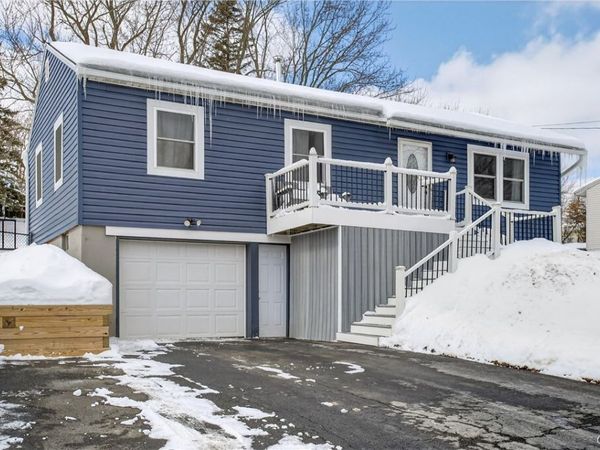 117 Hawthorne, Chittenango, NY 13037