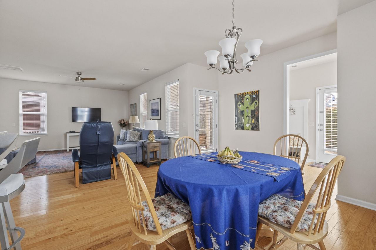 1933 Gammon Street Photo 13