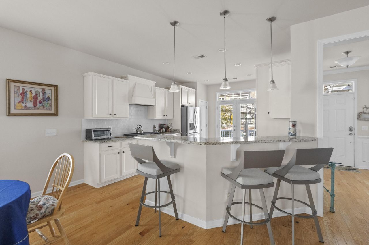 1933 Gammon Street Photo 15