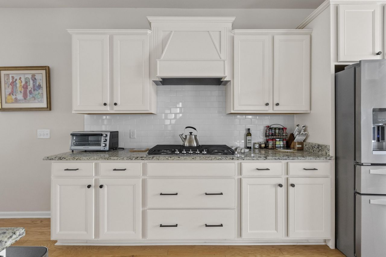 1933 Gammon Street Photo 20