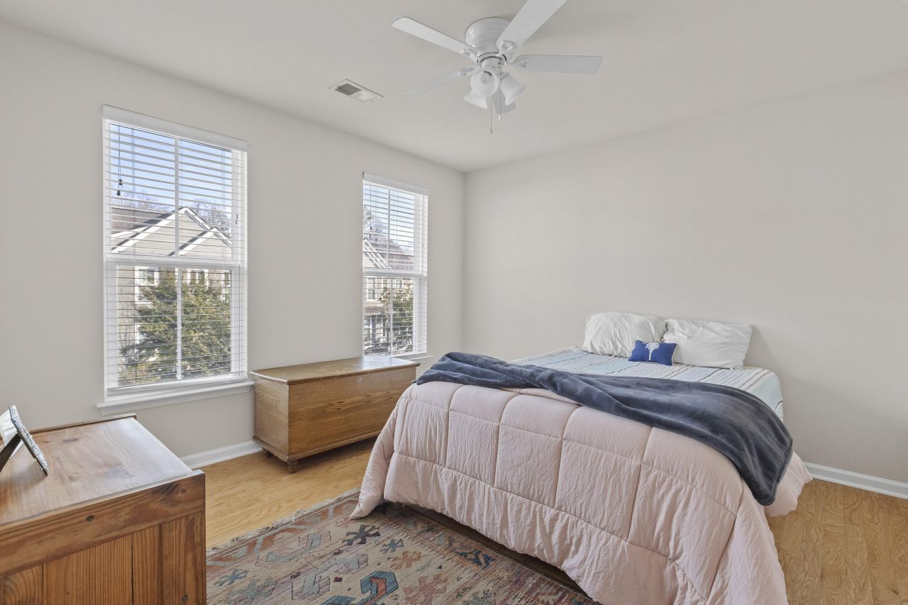 1933 Gammon Street Photo 25