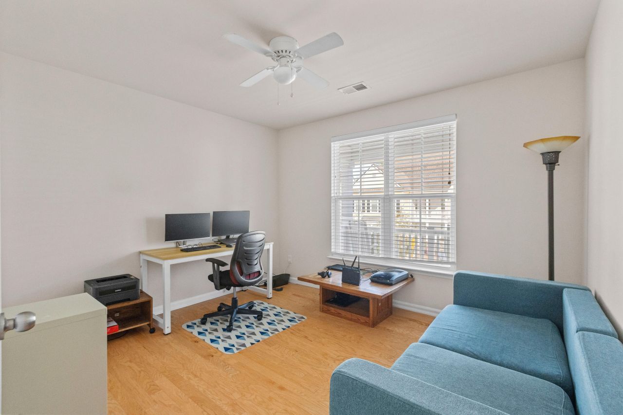 1933 Gammon Street Photo 27