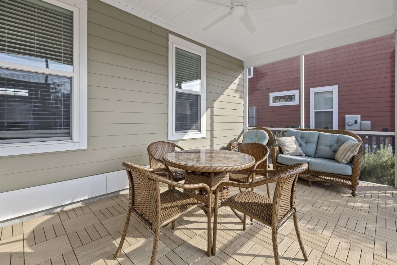 1933 Gammon Street Photo 44