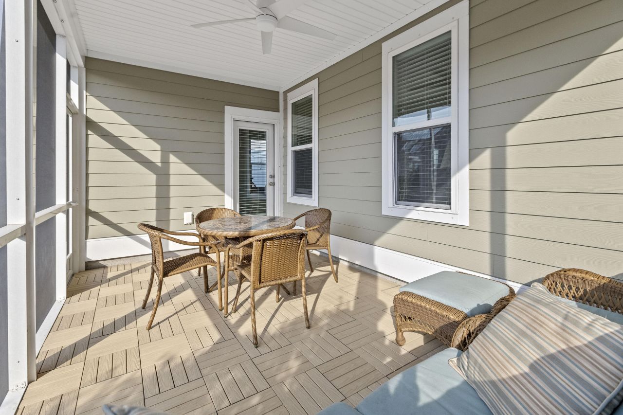 1933 Gammon Street Photo 45