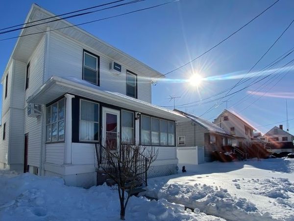 215 Victory St, Roselle, NJ 07203