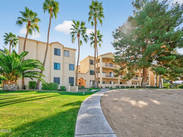 19400 N WESTBROOK Parkway, Unit 125, Peoria, AZ 85382