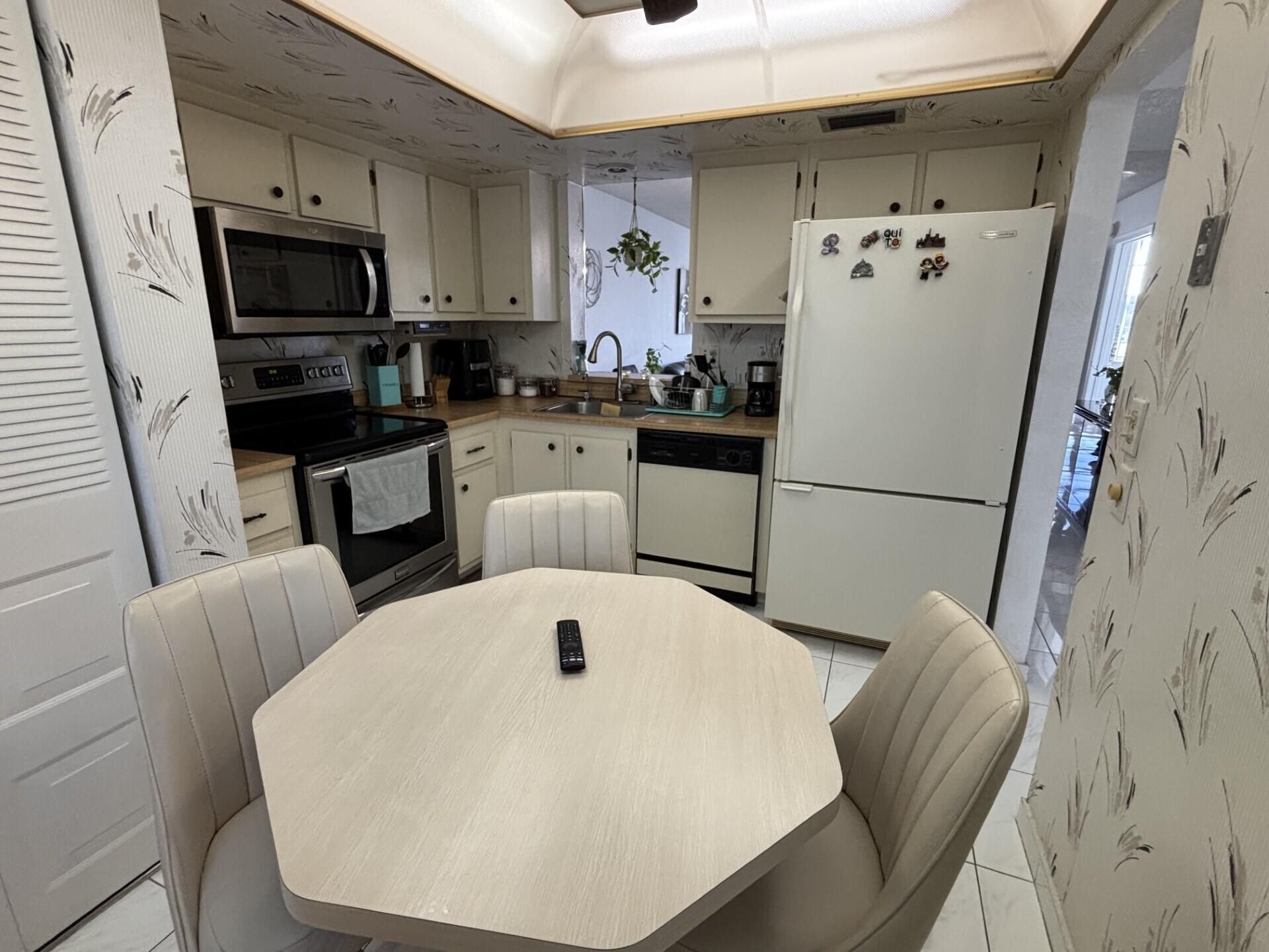 7620 NW 18th Street, Unit 308, Margate, FL 33063 Photo