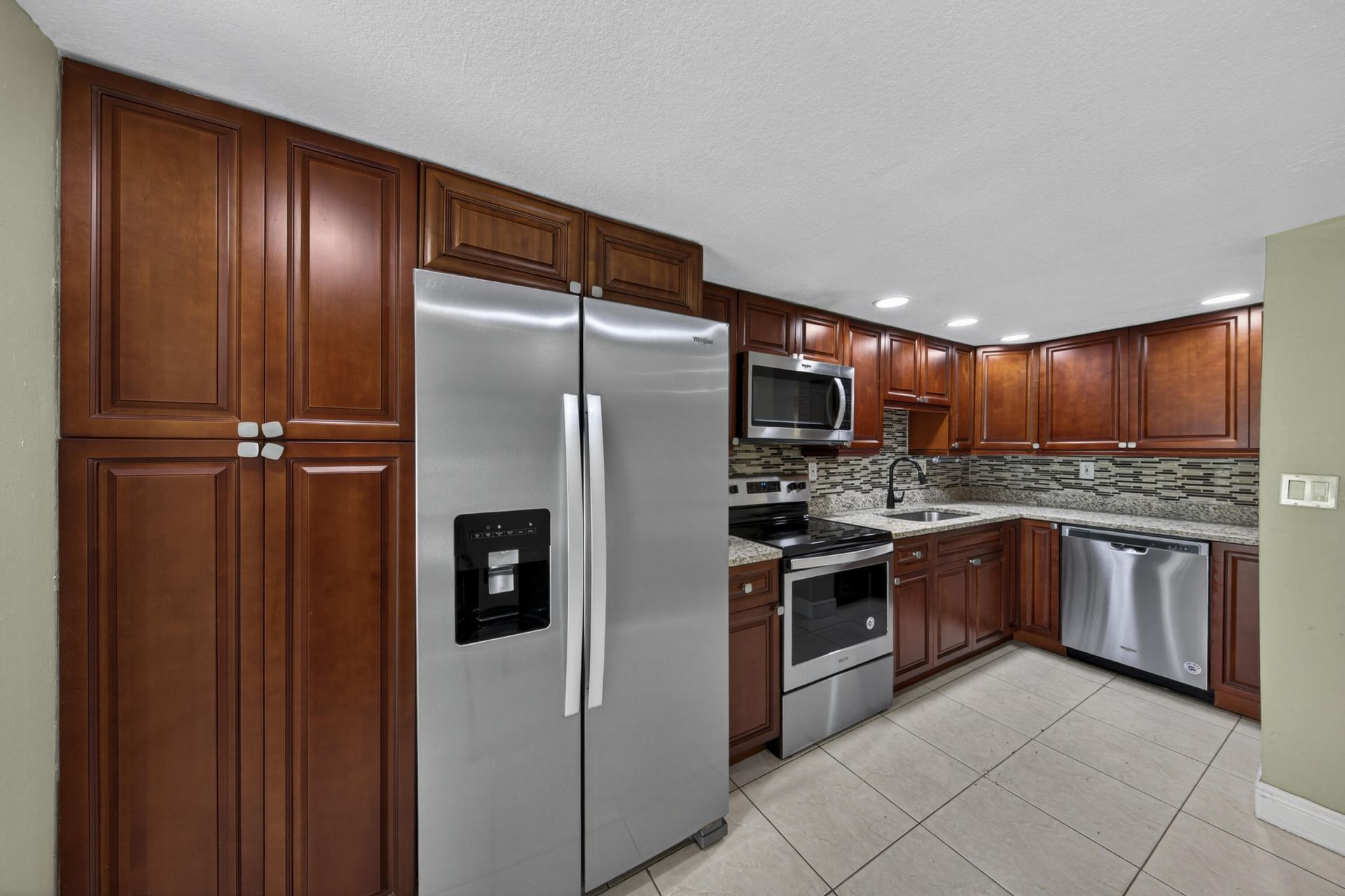 1419 NW 80th Avenue, Unit H, Margate, FL 33063 Photo