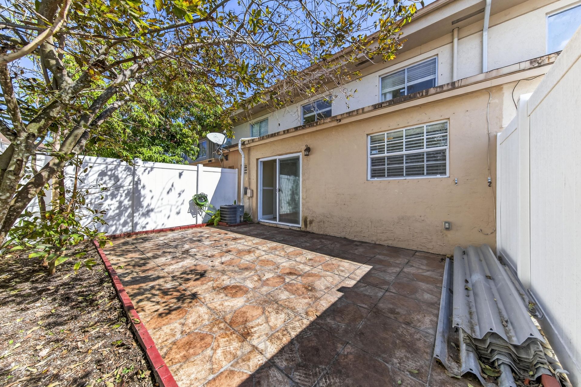 1419 NW 80th Avenue, Unit H, Margate, FL 33063 Photo