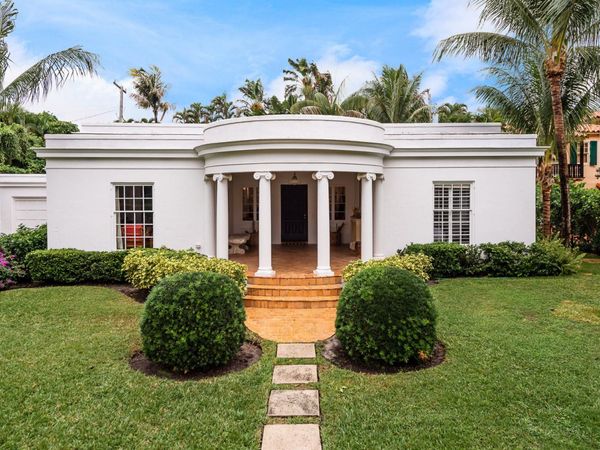 425 Seaspray Avenue, Palm Beach, FL 33480