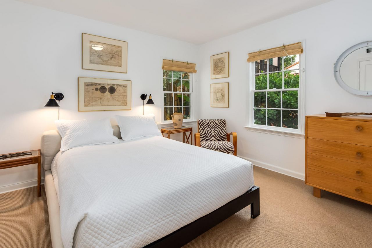 425 Seaspray Avenue, Palm Beach, FL 33480 Photo