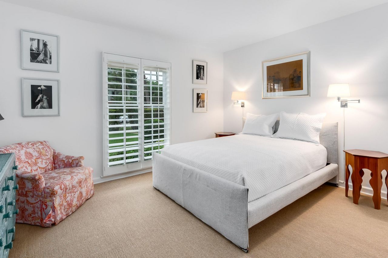 425 Seaspray Avenue, Palm Beach, FL 33480 Photo