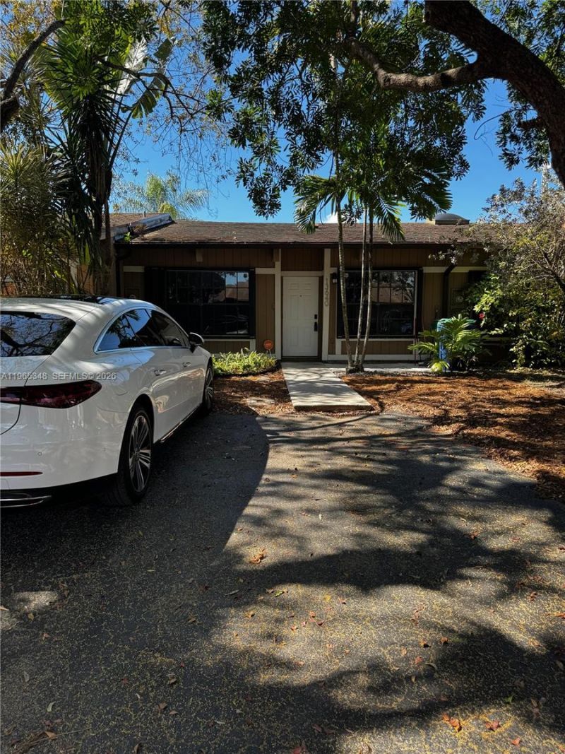 13640 SW 102nd Ln, Miami, FL 33186 Photo