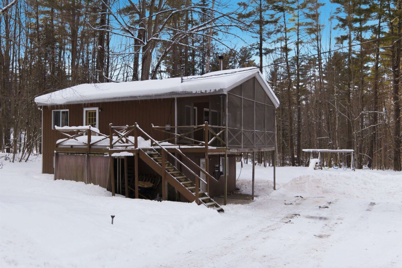 30 Deerfield Drive, Haverhill, NH 03785 Main Photo