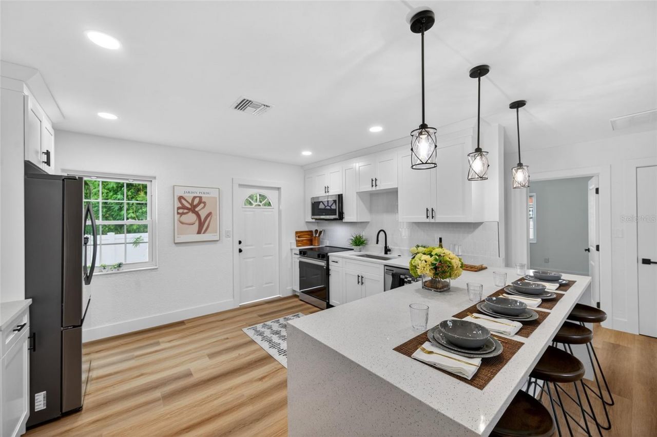 5175 23rd Avenue N, Saint Petersburg, FL 33710 Photo