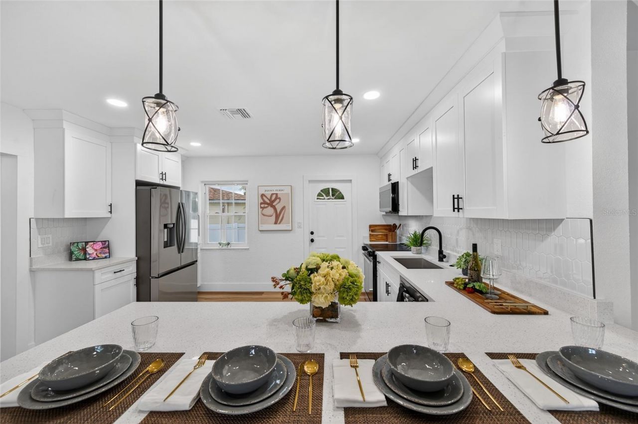 5175 23rd Avenue N, Saint Petersburg, FL 33710 Photo