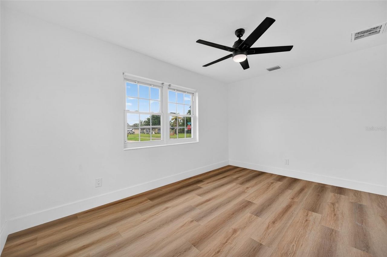 5175 23rd Avenue N, Saint Petersburg, FL 33710 Photo