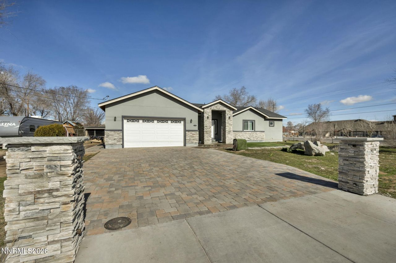 195 E 5th Avenue, Sun Valley, NV 89433 Photo