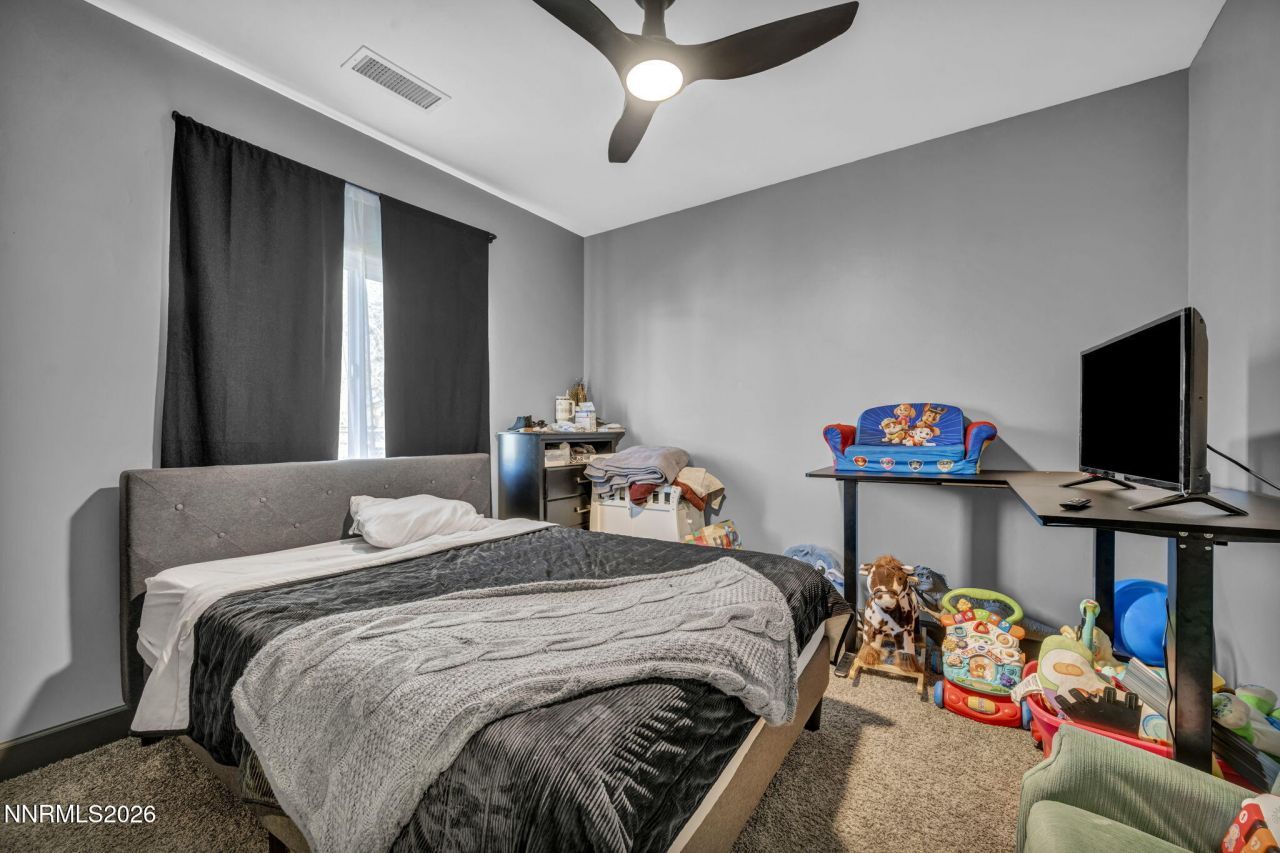 195 E 5th Avenue, Sun Valley, NV 89433 Photo