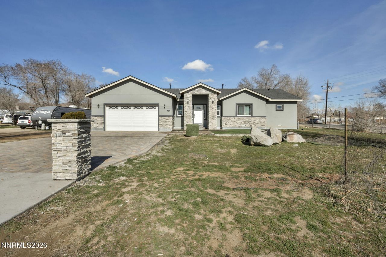 195 E 5th Avenue, Sun Valley, NV 89433 Photo