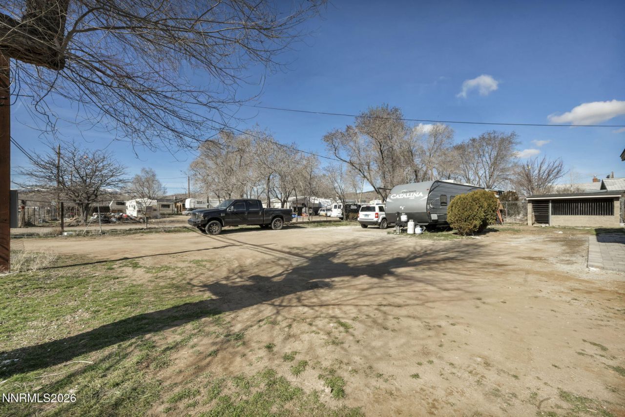 195 E 5th Avenue, Sun Valley, NV 89433 Photo