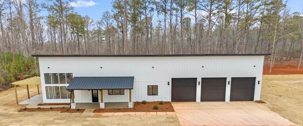 419 Lively Road, Waco, GA 30182 Main Photo