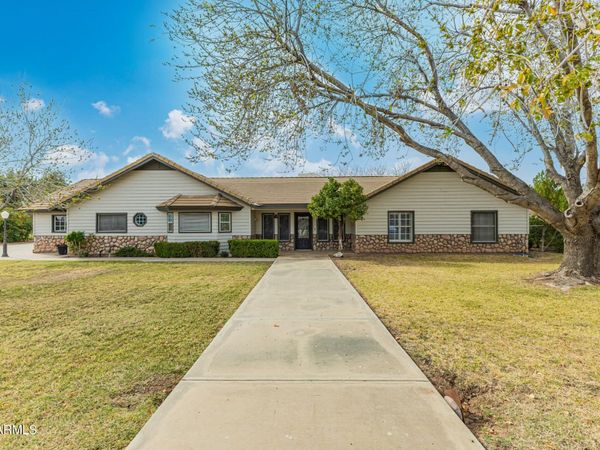 2550 N PIONEER, Mesa, AZ 85203