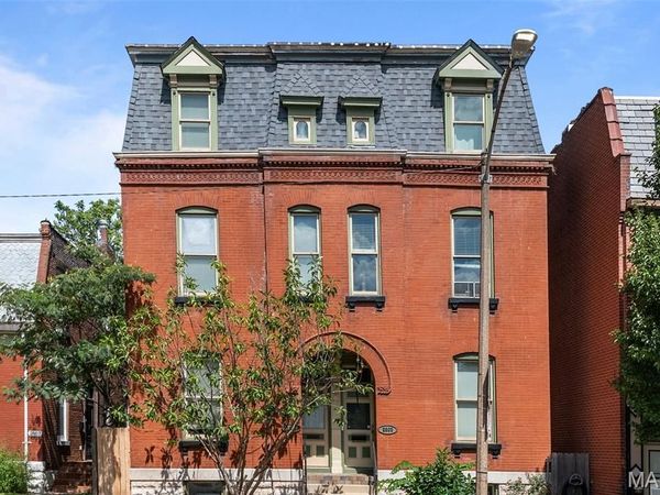 2805 Wyoming Street, St Louis, MO 63118