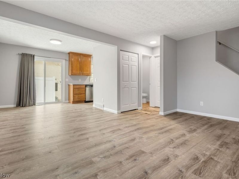 1222 W Maple Street, North Canton, OH 44720 Photo 3