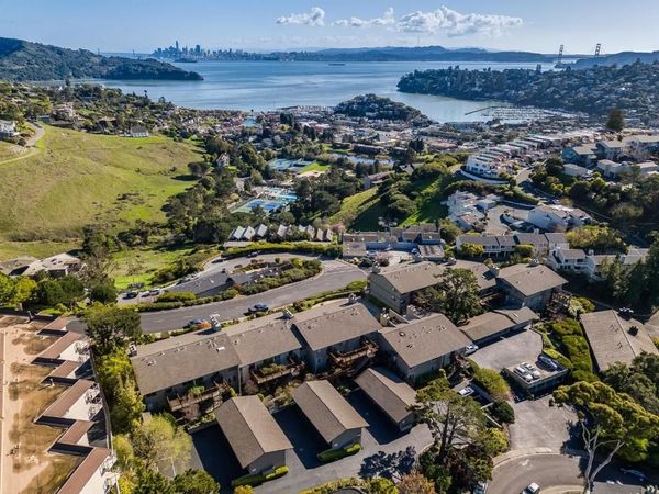 28 Marinero Circle, Unit 18, Belvedere Tiburon, CA 94920