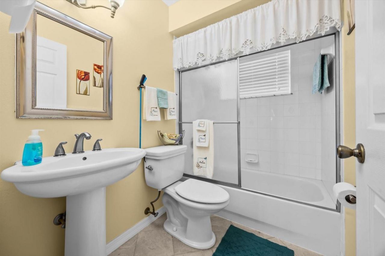 590 SW Lacroix Ave, Port Saint Lucie, FL 34953 Photo