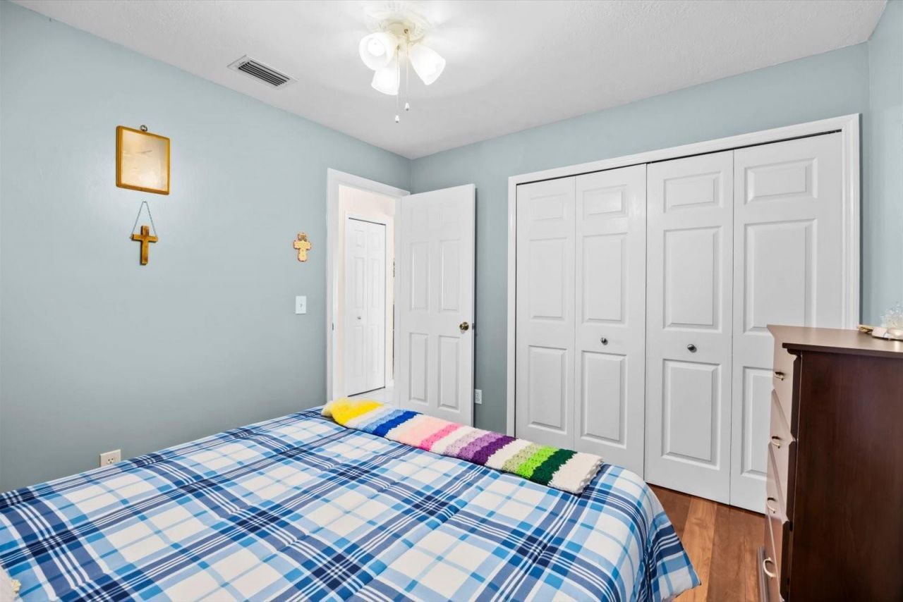 590 SW Lacroix Ave, Port Saint Lucie, FL 34953 Photo