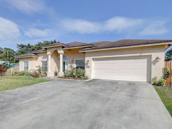 3125 SW Savona Blvd, Port St Lucie, FL 34953