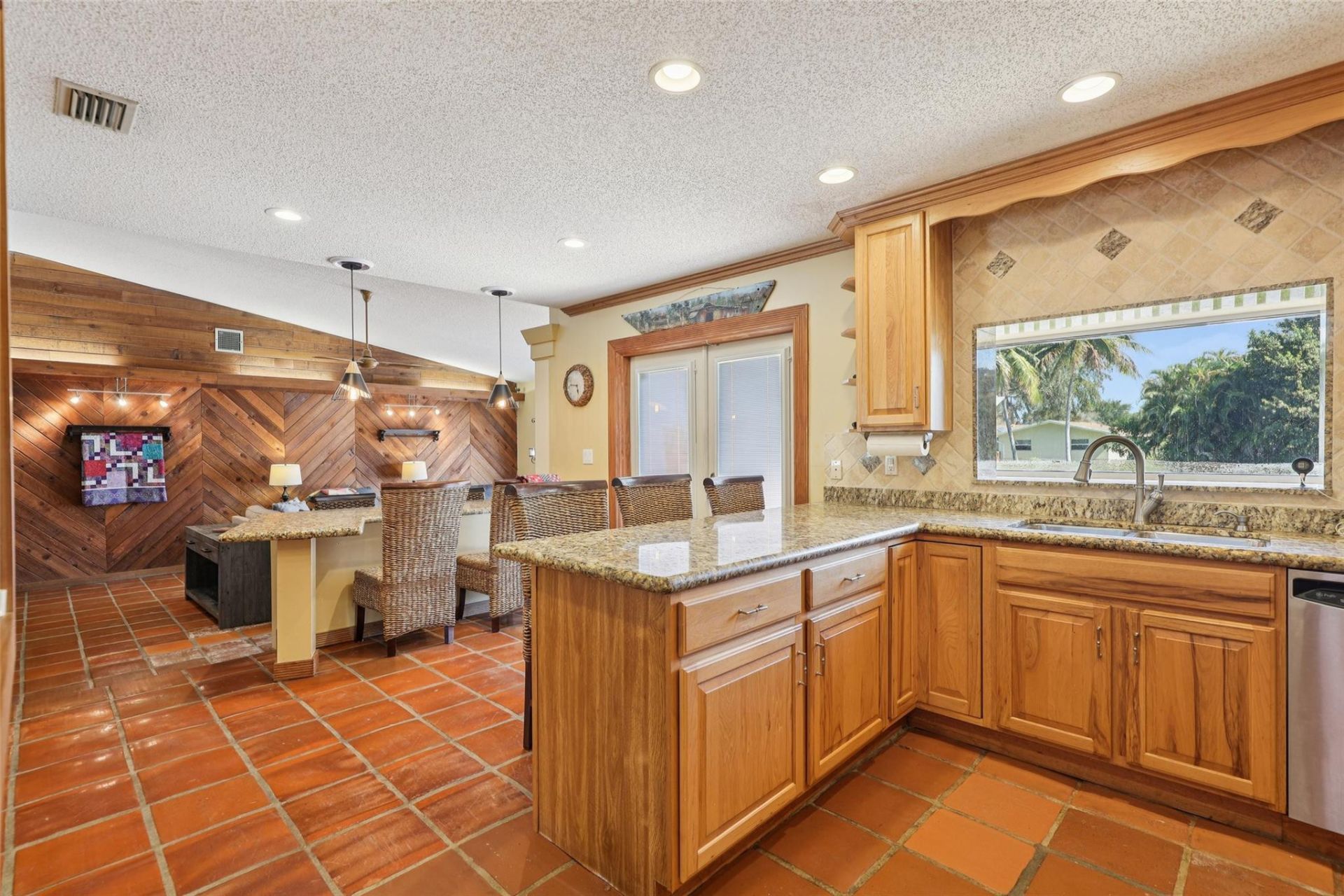 808 E Plantation Circle, Plantation, FL 33324 Photo