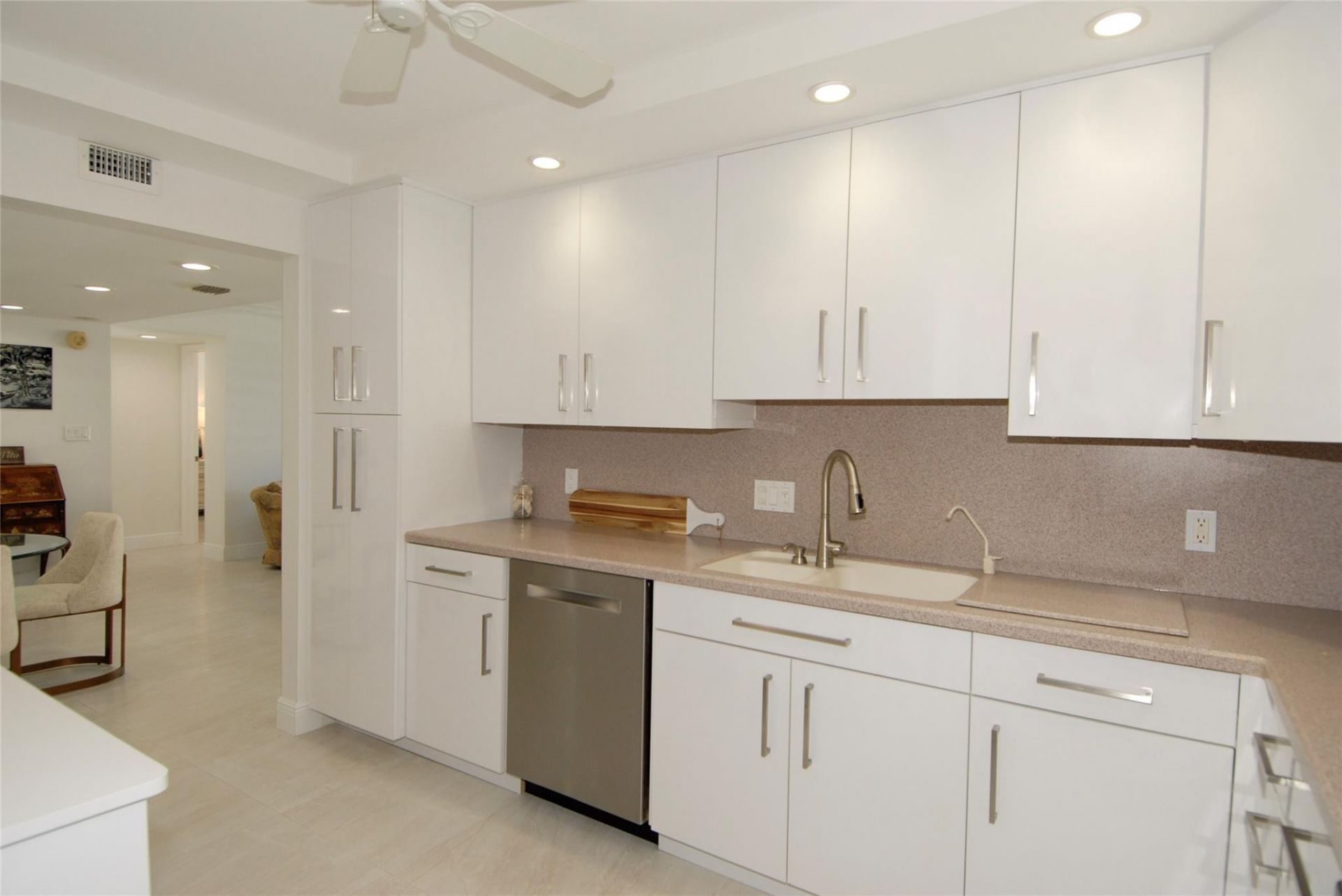 3900 Galt Ocean Drive, Unit 1115, Fort Lauderdale, FL 33308 Photo