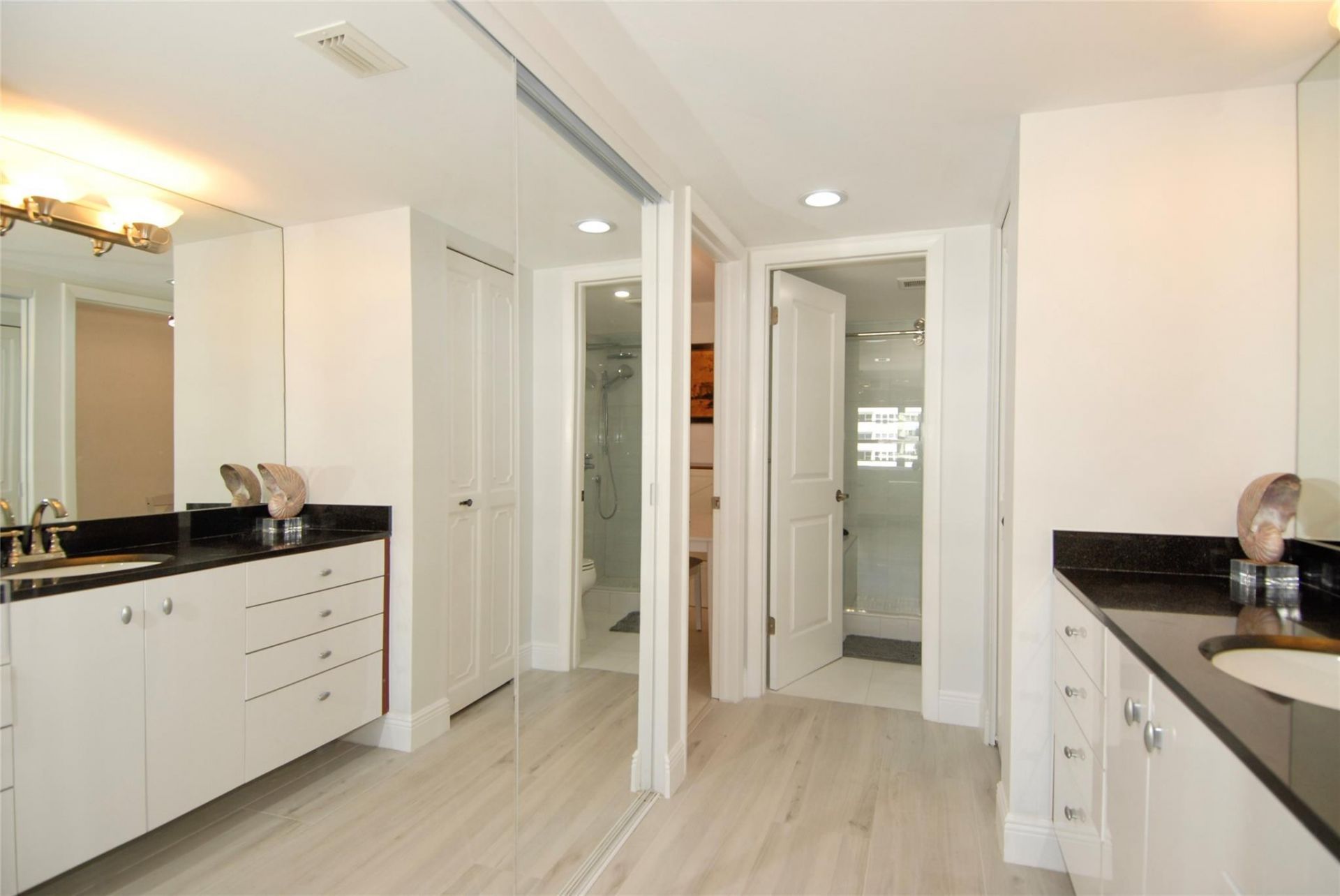 3900 Galt Ocean Drive, Unit 1115, Fort Lauderdale, FL 33308 Photo