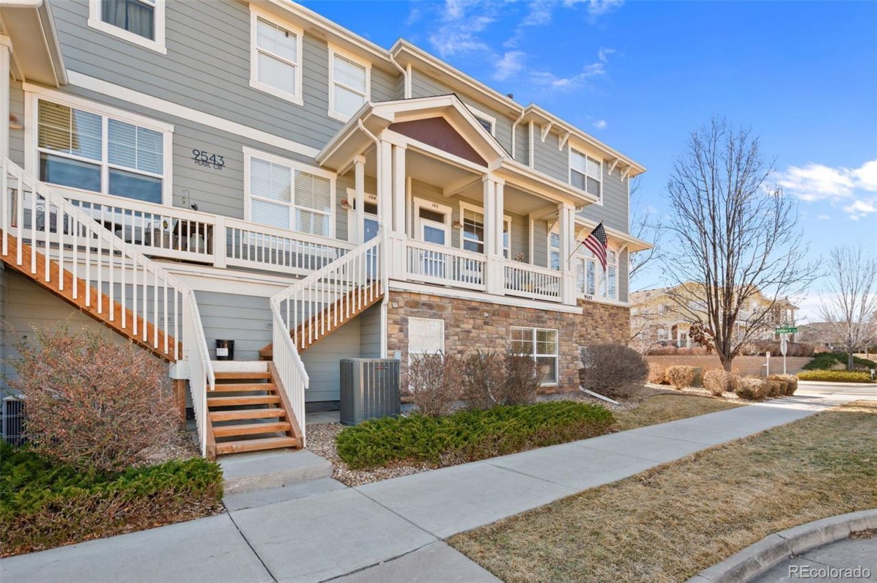 9543 Pearl Circle, Unit 105, Parker, CO 80134 Main Photo