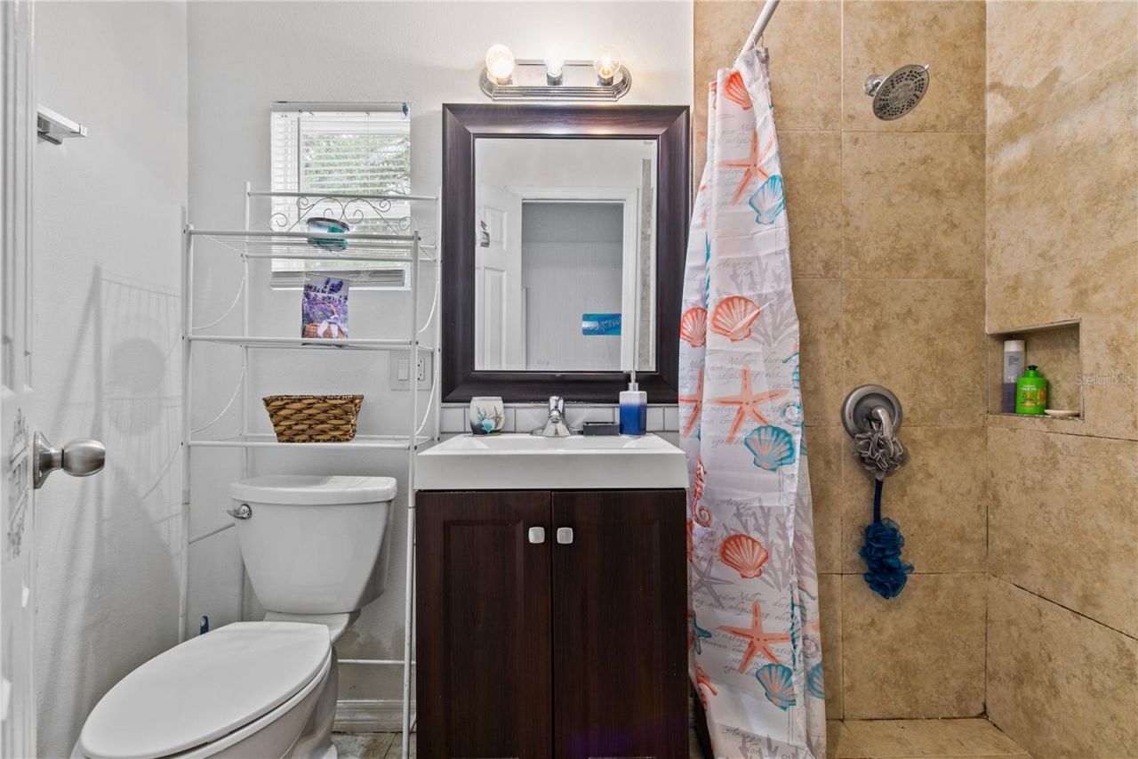 6750 Magnolia Homes Road, Orlando, FL 32810 Photo