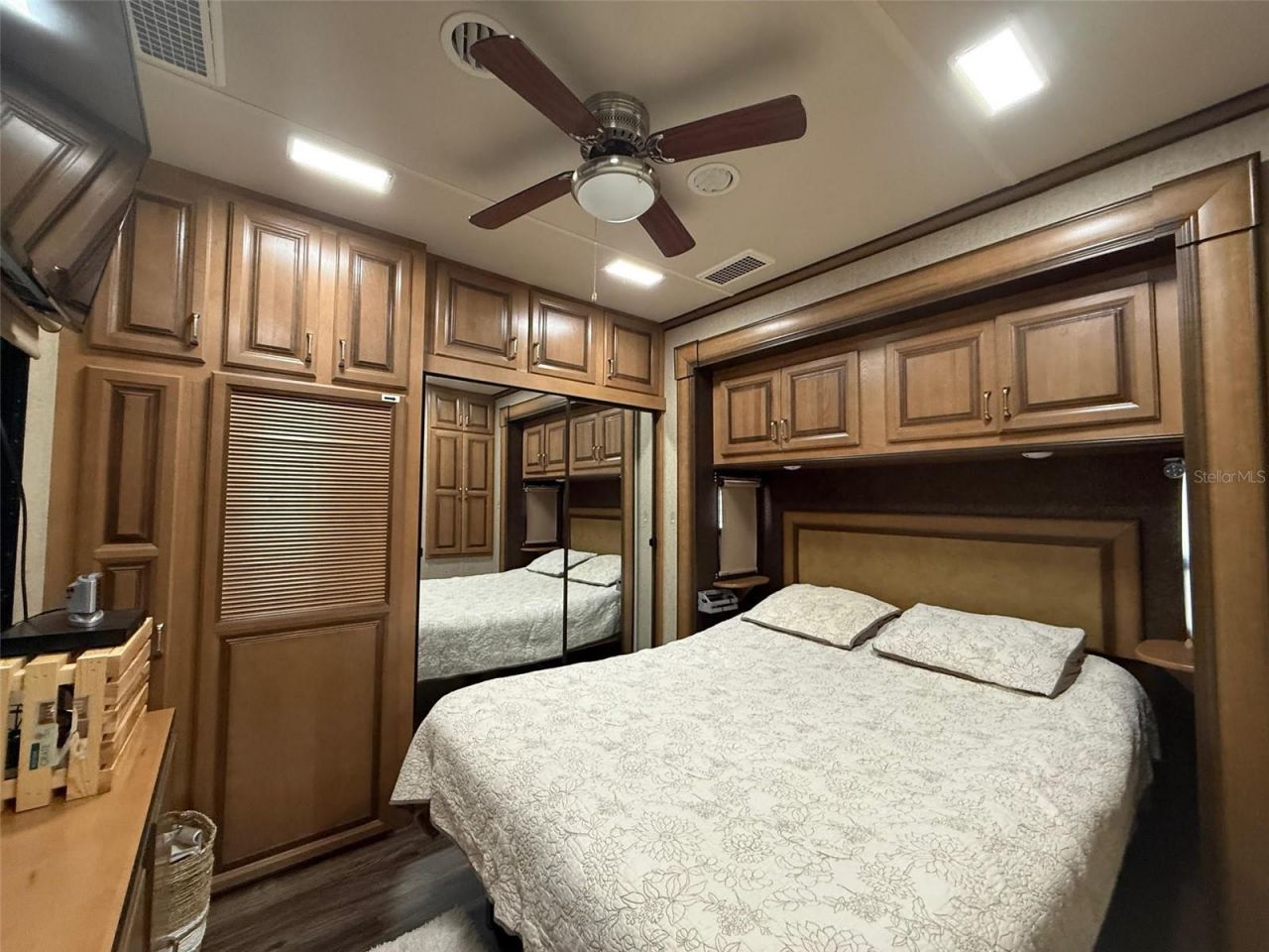 9265 Grizzly Bear Lane, Weeki Wachee, FL 34613 Photo