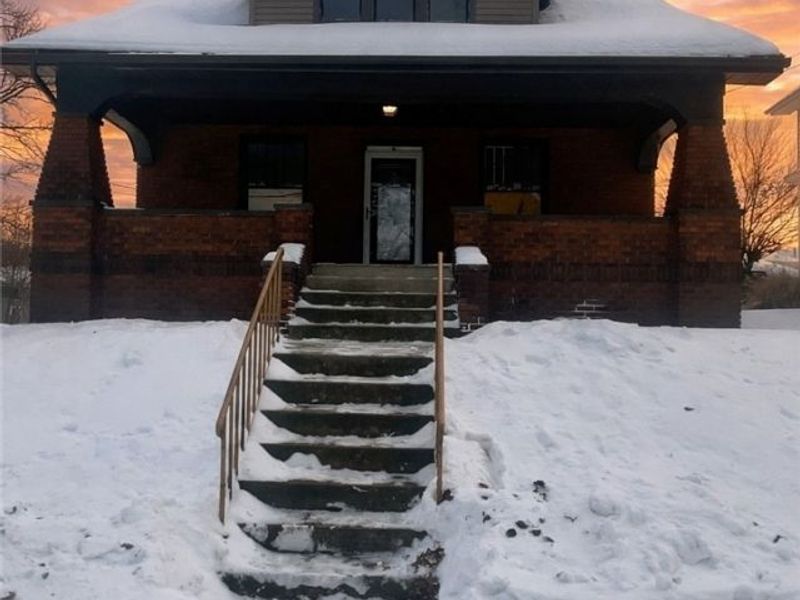 1105 Tremont Avenue SW, Massillon, OH 44647 Photo 2