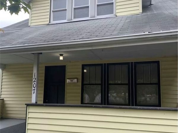 1207 California Avenue, Akron, OH 44314