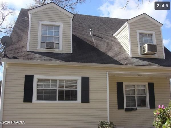 211 Saint Louis Street , Lafayette, LA 70506