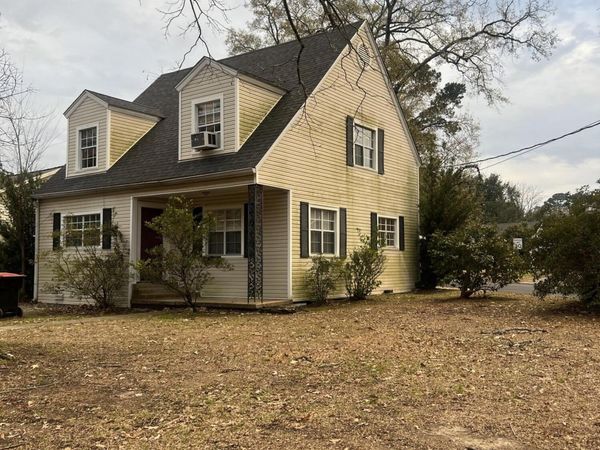 211 Saint Louis Street , Lafayette, LA 70506