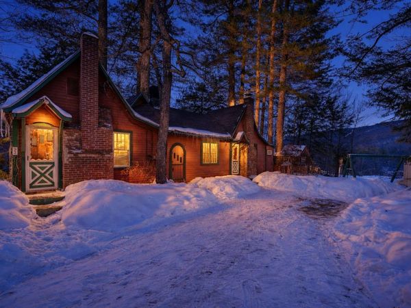 22 Sharon Hill Drive, Woodstock, NH 03262